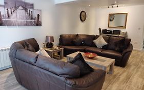 Dobbies Adults Only Boutique Apartment